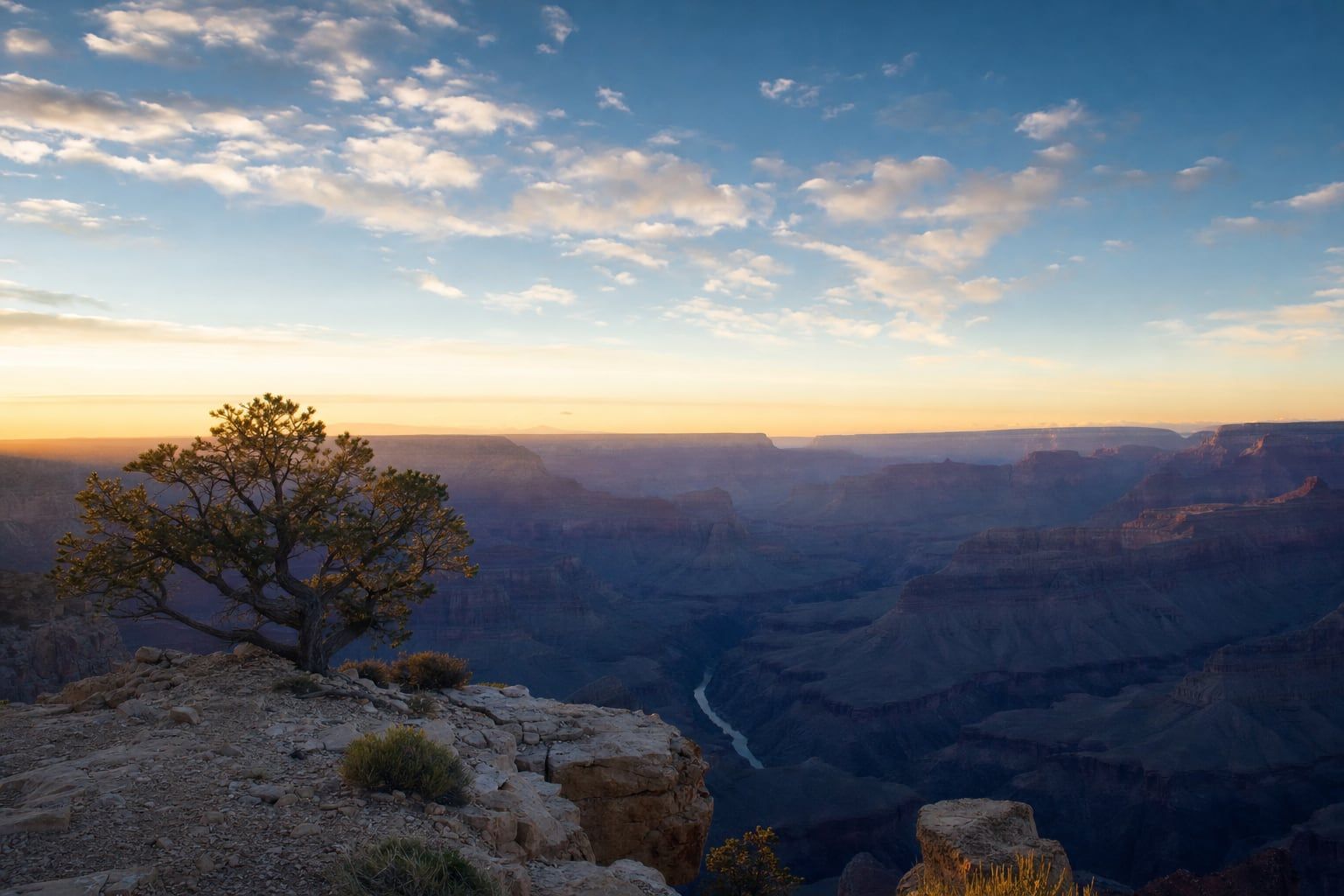 Sunrise over the Grand Canyon Sunrise over the Grand Canyon from the South Rim
